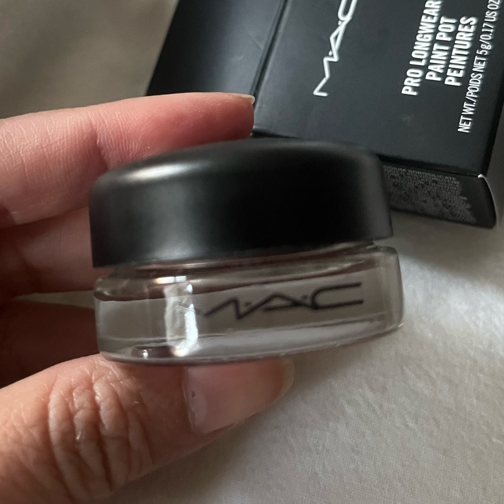 MAC Bougie Paint Pot Eyeshadow NIB - Picture 12 of 12